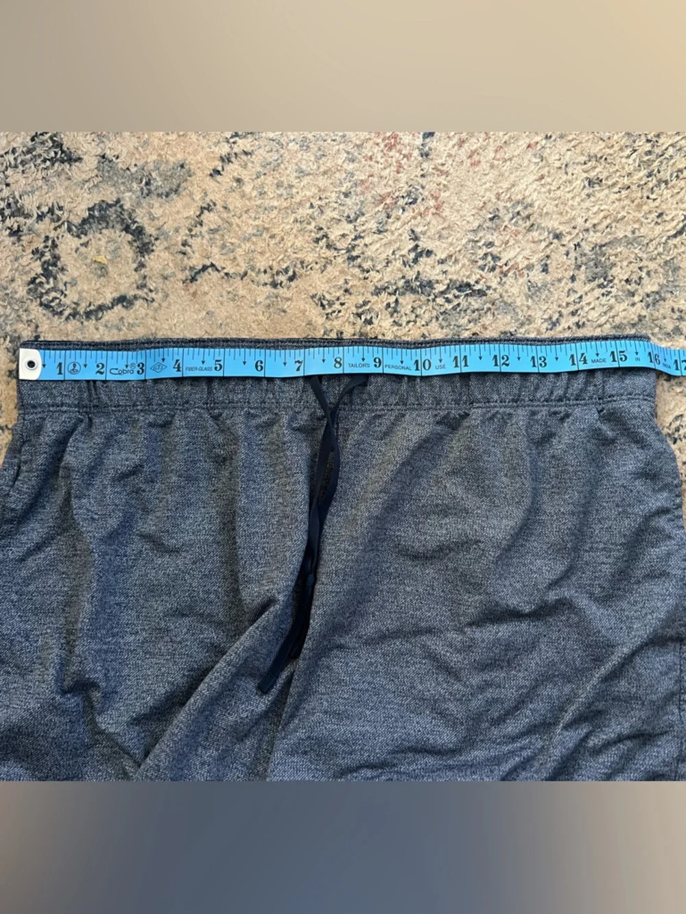 Nike women Black Heathered Dri-FIT Athletic Shorts size large - Picture 4 of 5